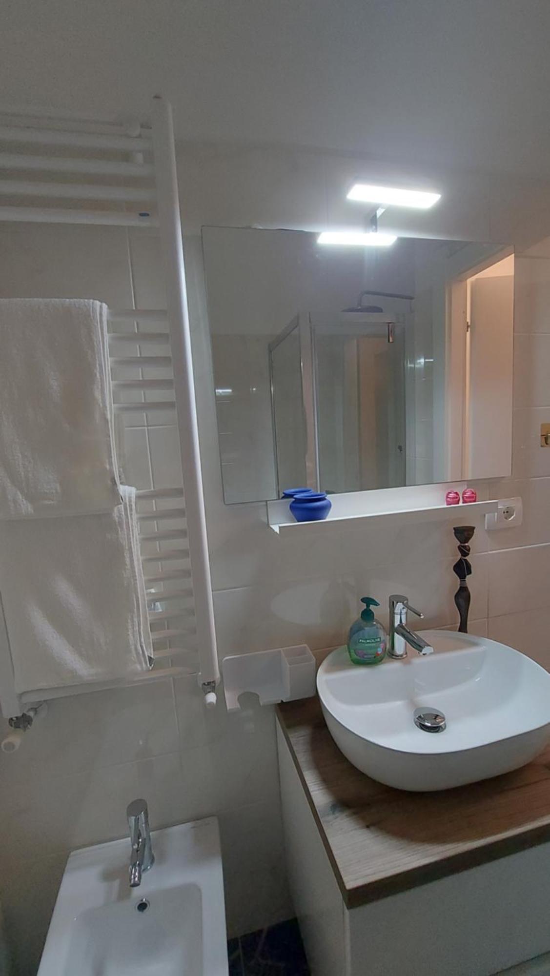 Relax Al Guardastelle - Free Parking & Air Condition - Swimming Pool Additional Pay Rapallo Exterior photo